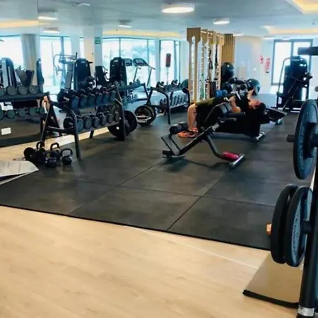 422 Euc Palo Alto Three Bedroom Sea View * מארבלה