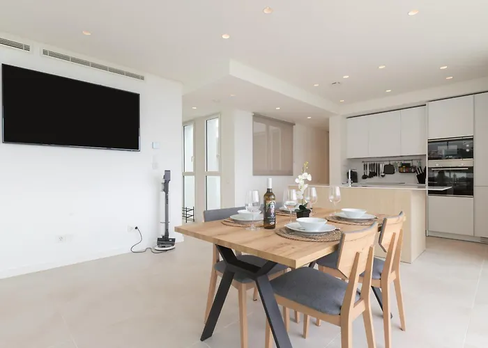 422 Euc Palo Alto Three Bedroom Sea View