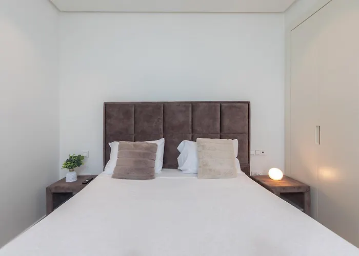 422 Euc Palo Alto Three Bedroom Sea View Апартаменти Марбелья