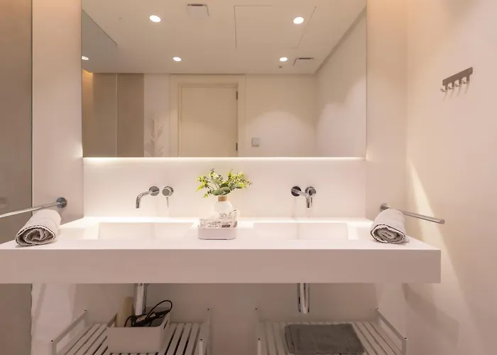 422 Euc Palo Alto Three Bedroom Sea View Марбелья