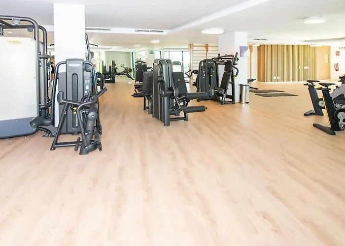 422 Euc Palo Alto Three Bedroom Sea View Апартаменти Марбелья