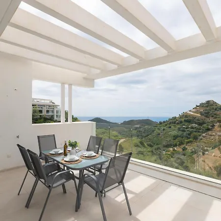 422 Euc Palo Alto Three Bedroom Sea View Appartement *